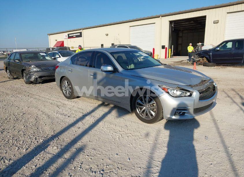 2015 Infiniti Q50 PREMIUM (VIN JN1BV7AP2FM354055) main photo