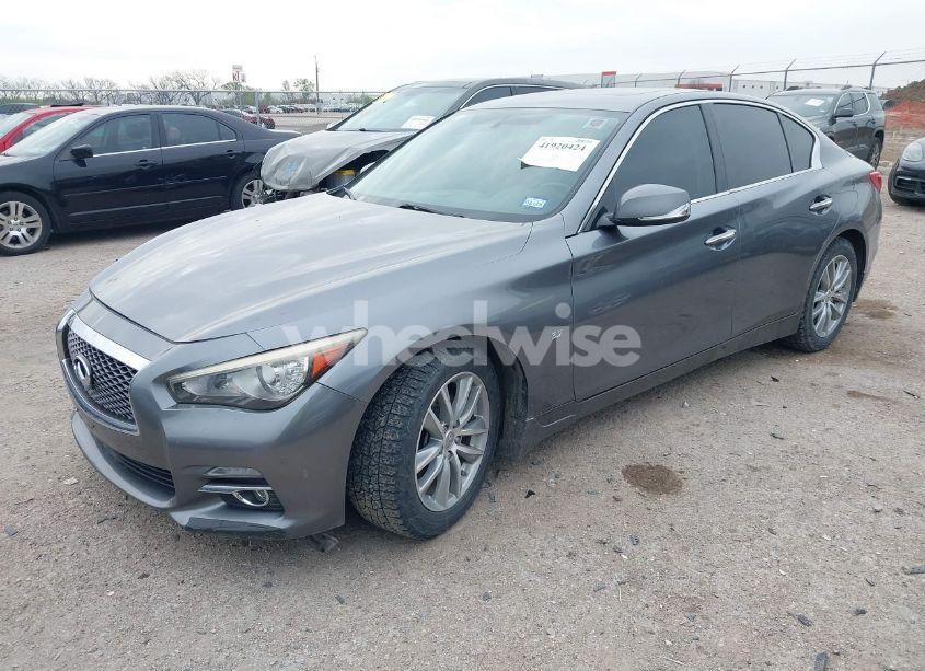 Photo 2 of 2015 Infiniti Q50 PREMIUM (VIN JN1BV7AP2FM354587)