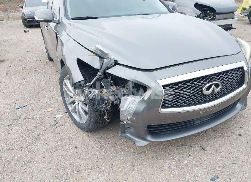 Photo 6 of 2015 Infiniti Q50 PREMIUM (VIN JN1BV7AP2FM354587)