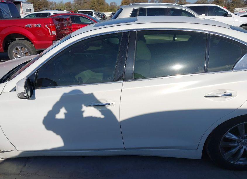 Photo 14 of 2015 Infiniti Q50 PREMIUM (VIN JN1BV7AP3FM338723)