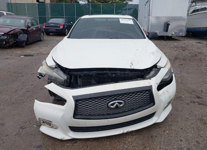 Photo 12 of 2015 Infiniti Q50 PREMIUM (VIN JN1BV7AP3FM347714)