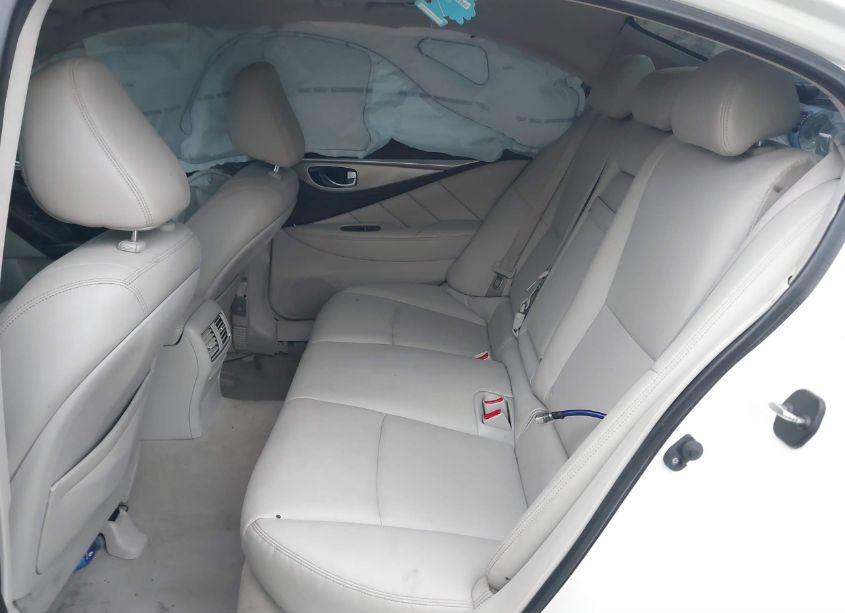 Photo 8 of 2015 Infiniti Q50 PREMIUM (VIN JN1BV7AP3FM347714)