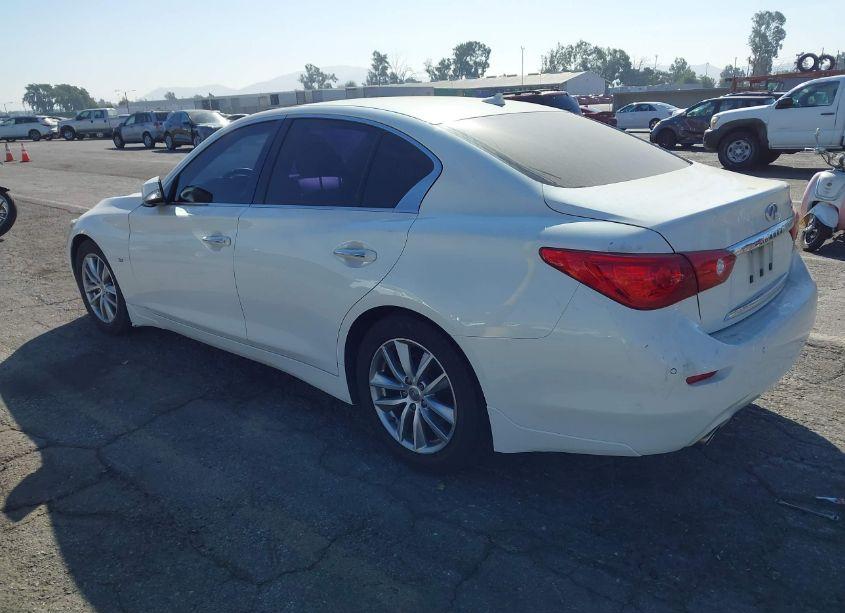 Photo 3 of 2015 Infiniti Q50 PREMIUM (VIN JN1BV7AP3FM348068)