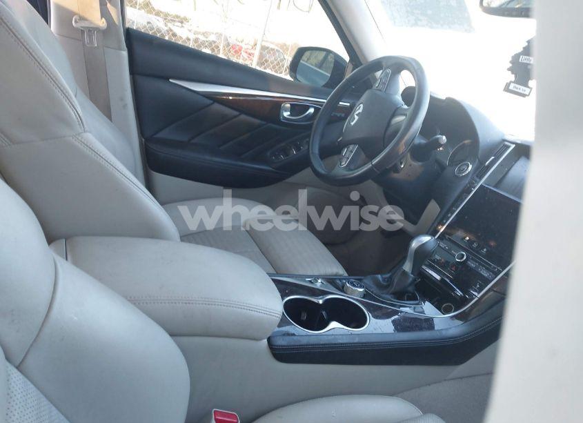 Photo 5 of 2015 Infiniti Q50 PREMIUM/SPORT (VIN JN1BV7AP3FM351228)