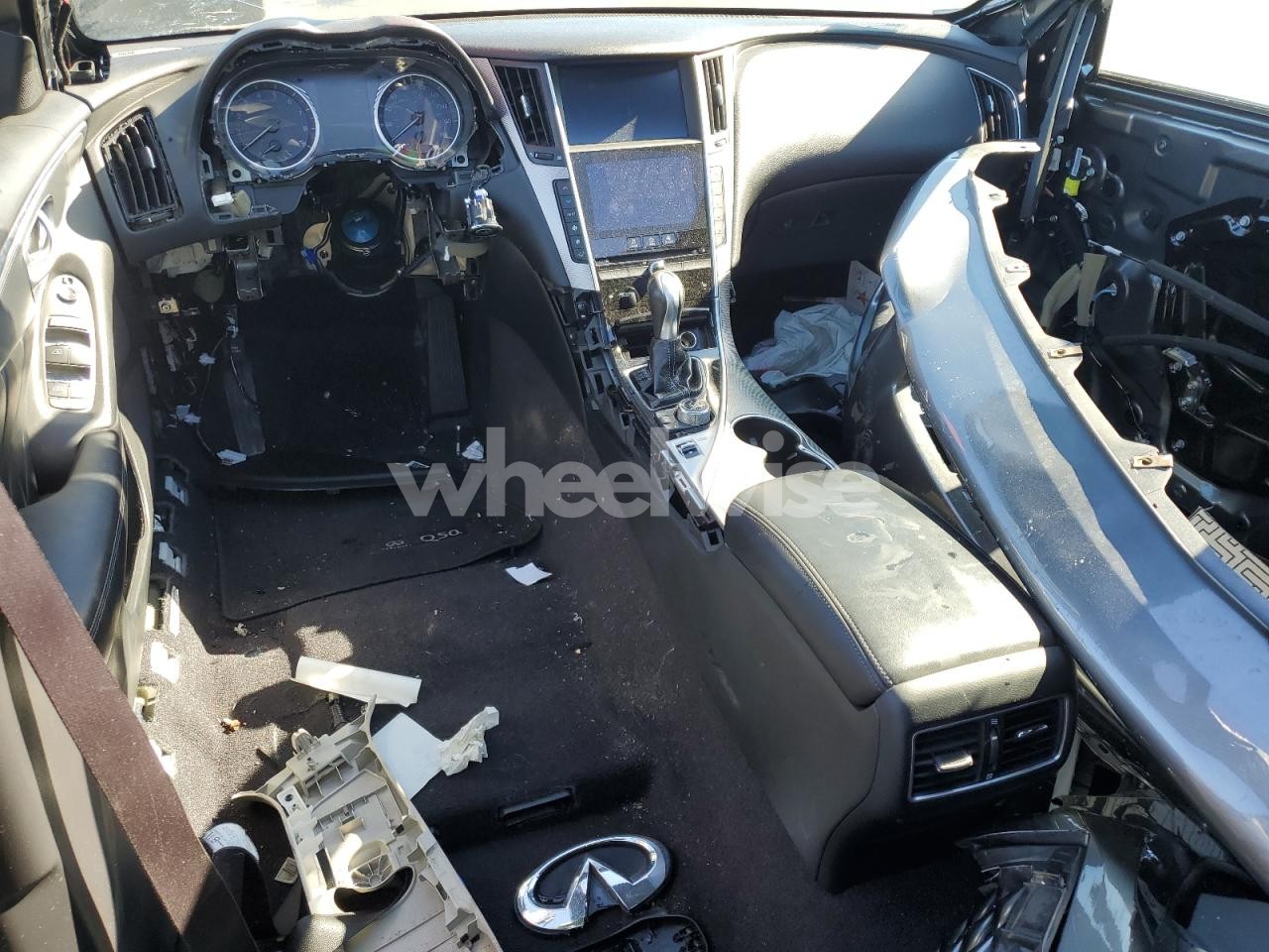 Photo 8 of 2015 INFINITI Q50 BASE N/A (VIN JN1BV7AP4FM349018)