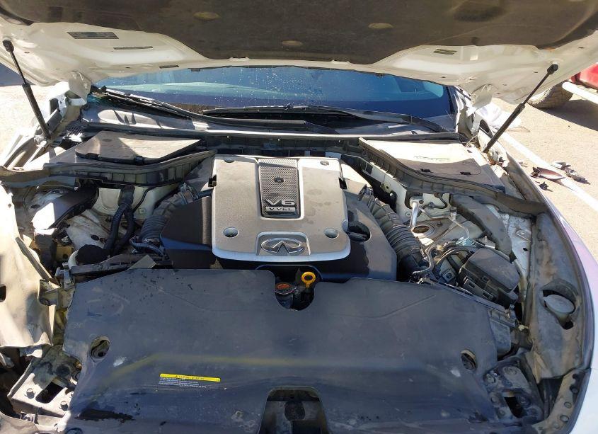 Photo 10 of 2015 Infiniti Q50 PREMIUM (VIN JN1BV7AP5FM333717)