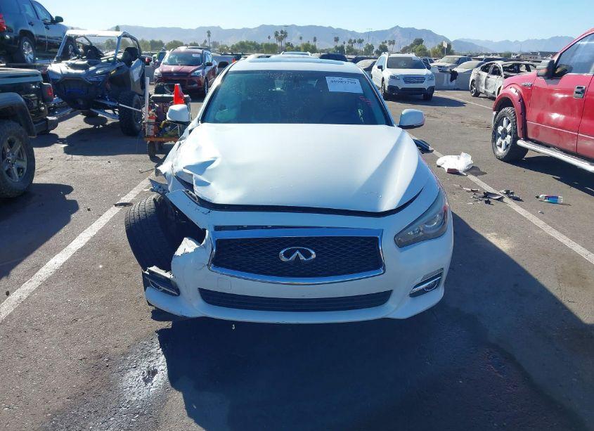 Photo 11 of 2015 Infiniti Q50 PREMIUM (VIN JN1BV7AP5FM333717)