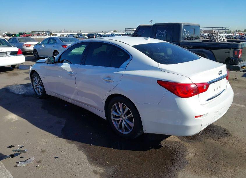 Photo 3 of 2015 Infiniti Q50 PREMIUM (VIN JN1BV7AP5FM333717)