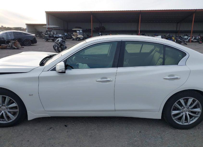 Photo 14 of 2015 Infiniti Q50 (VIN JN1BV7AP6FM334326)