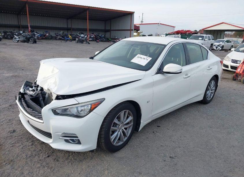 Photo 2 of 2015 Infiniti Q50 (VIN JN1BV7AP6FM334326)