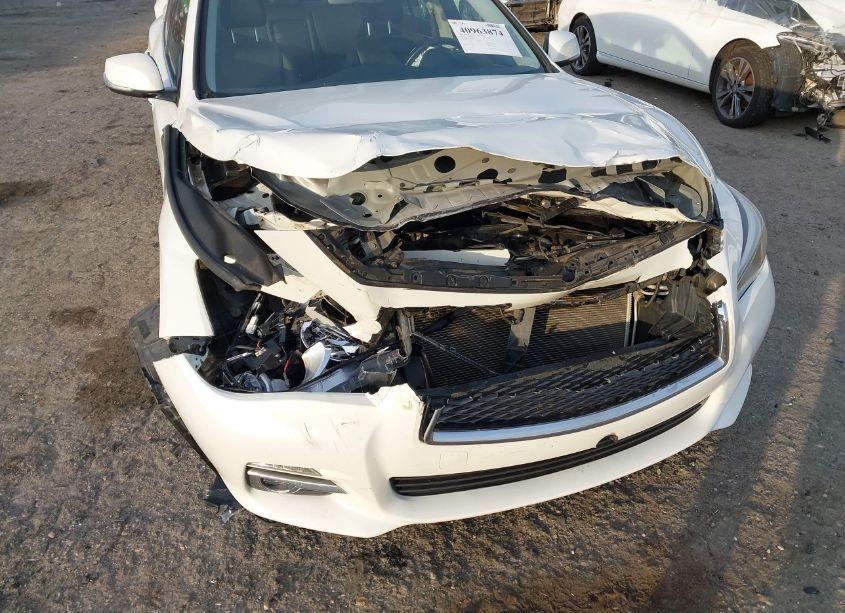 Photo 6 of 2015 Infiniti Q50 (VIN JN1BV7AP6FM334326)