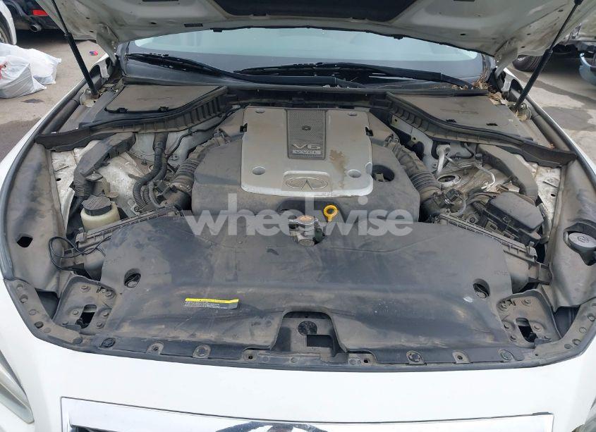 Photo 10 of 2015 Infiniti Q50 (VIN JN1BV7AP6FM342619)