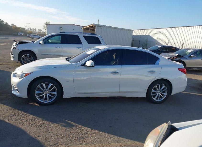 Photo 15 of 2015 Infiniti Q50 PREMIUM (VIN JN1BV7AP6FM351546)