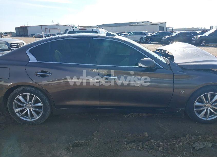 Photo 13 of 2014 Infiniti Q50 (VIN JN1BV7AP7EM682120)
