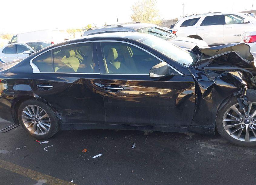 Photo 13 of 2015 Infiniti Q50 PREMIUM (VIN JN1BV7AP8FM330178)