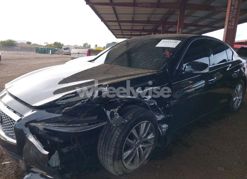 Photo 6 of 2015 Infiniti Q50 (VIN JN1BV7AP8FM354383)