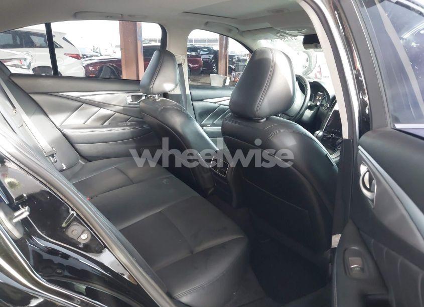 Photo 8 of 2015 Infiniti Q50 (VIN JN1BV7AP8FM354383)