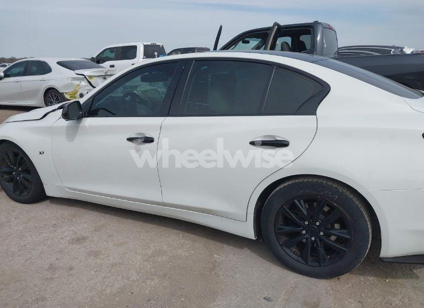 Photo 13 of 2015 Infiniti Q50 PREMIUM (VIN JN1BV7APXFM335981)