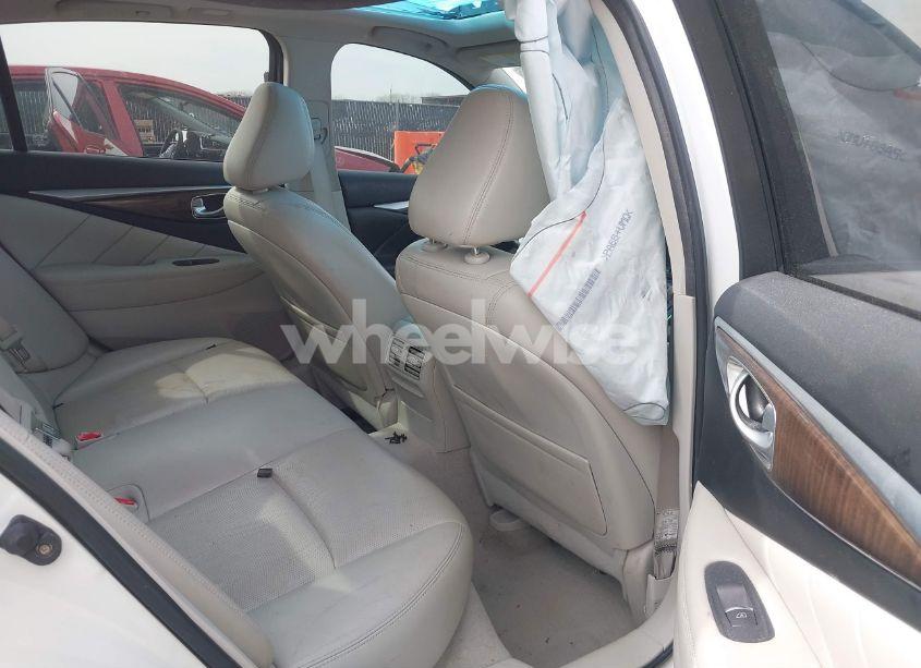 Photo 8 of 2015 Infiniti Q50 PREMIUM (VIN JN1BV7APXFM335981)