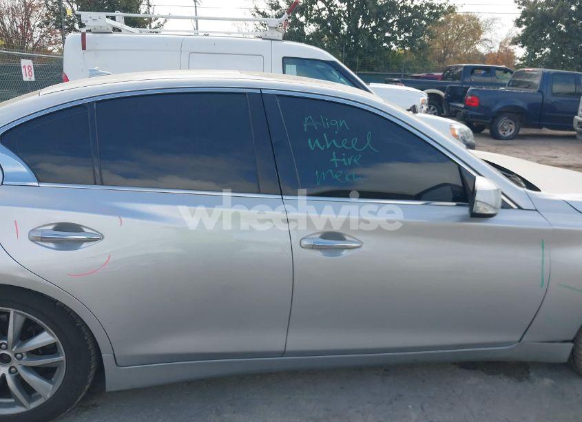 Photo 13 of 2015 Infiniti Q50 PREMIUM/SPORT (VIN JN1BV7APXFM337116)