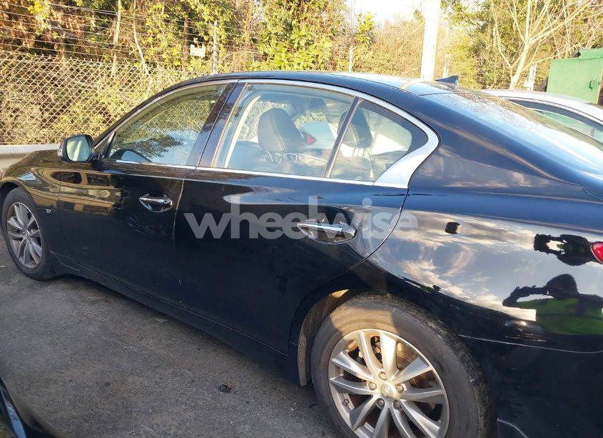 Photo 14 of 2015 Infiniti Q50 (VIN JN1BV7APXFM338248)