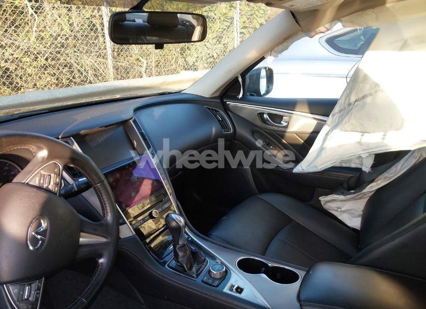 Photo 5 of 2015 Infiniti Q50 (VIN JN1BV7APXFM338248)