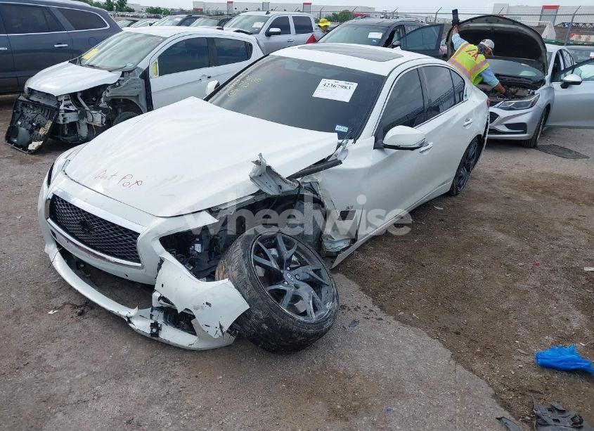 Photo 2 of 2015 Infiniti Q50 SPORT (VIN JN1BV7APXFM352327)