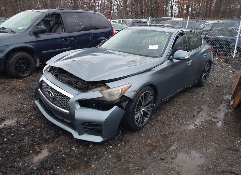 Photo 2 of 2014 Infiniti Q50 PREMIUM (VIN JN1BV7AR0EM684258)