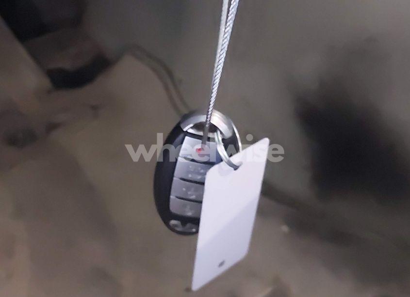 Photo 11 of 2015 Infiniti Q50 PREMIUM (VIN JN1BV7AR0FM393387)