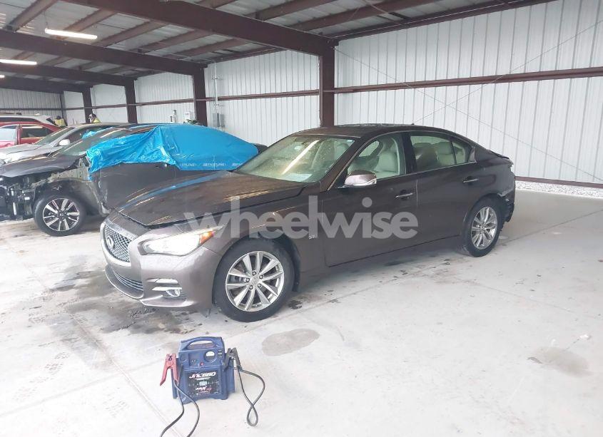 Photo 2 of 2015 Infiniti Q50 PREMIUM (VIN JN1BV7AR0FM393387)