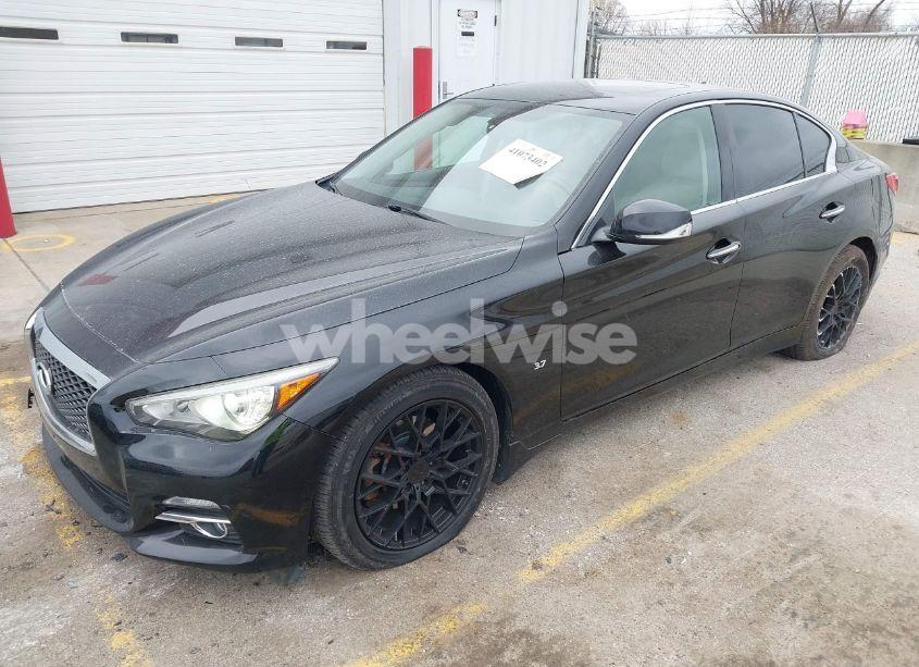 Photo 2 of 2015 Infiniti Q50 PREMIUM (VIN JN1BV7AR0FM397942)