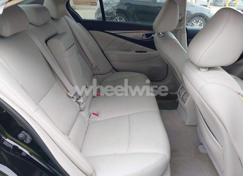 Photo 8 of 2015 Infiniti Q50 PREMIUM (VIN JN1BV7AR0FM397942)