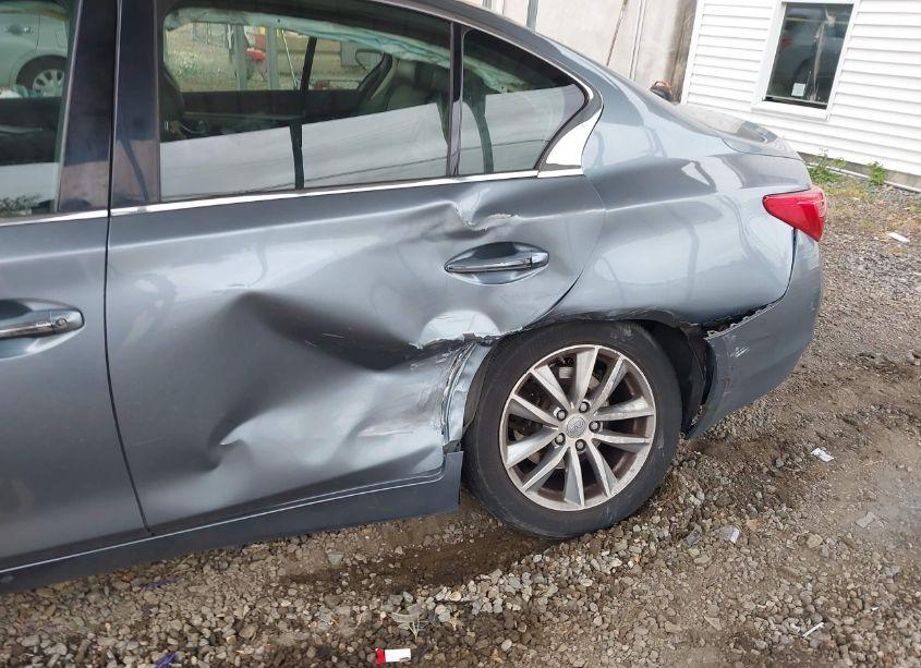Photo 6 of 2015 Infiniti Q50 (VIN JN1BV7AR0FM411323)