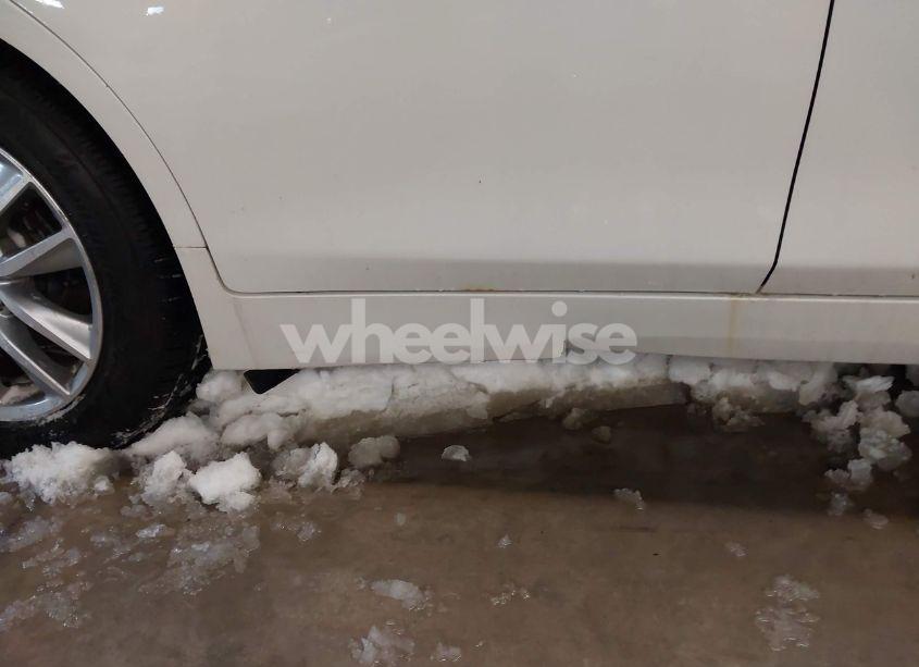 Photo 12 of 2015 Infiniti Q50 PREMIUM (VIN JN1BV7AR0FM417283)