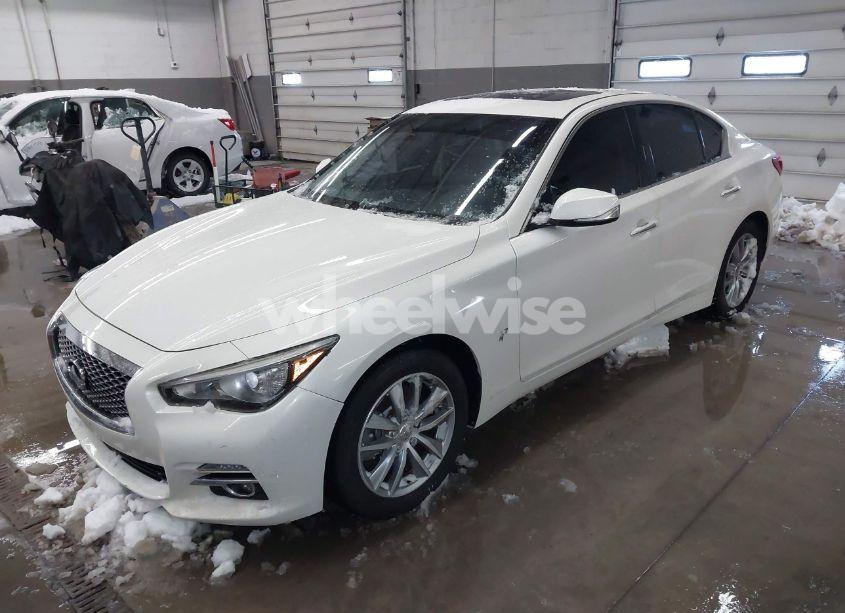 Photo 2 of 2015 Infiniti Q50 PREMIUM (VIN JN1BV7AR0FM417283)
