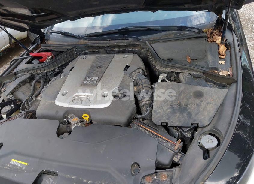 Photo 10 of 2015 Infiniti Q50 PREMIUM (VIN JN1BV7AR1FM390918)