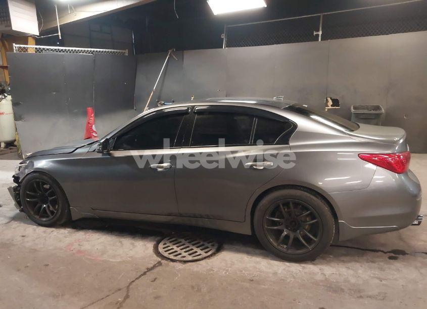 Photo 14 of 2015 Infiniti Q50 (VIN JN1BV7AR1FM397917)