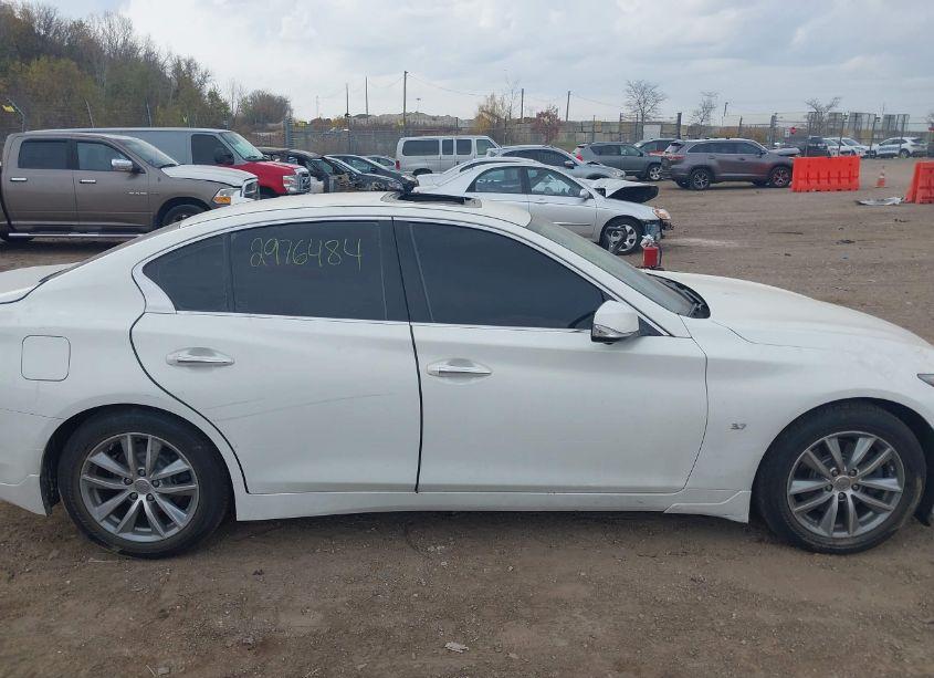 Photo 13 of 2015 Infiniti Q50 PREMIUM (VIN JN1BV7AR1FM403229)