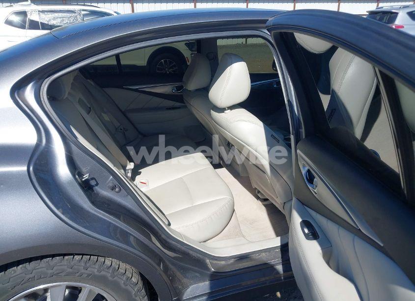 Photo 8 of 2015 Infiniti Q50 (VIN JN1BV7AR1FM412559)