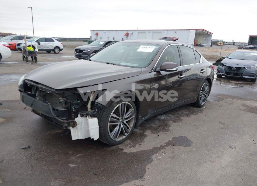 Photo 2 of 2014 Infiniti Q50 (VIN JN1BV7AR2EM702808)