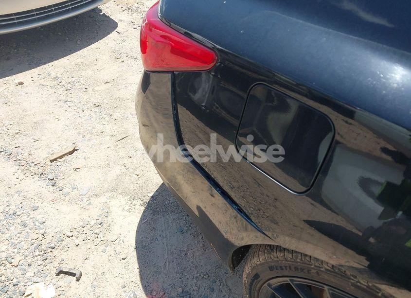 Photo 21 of 2015 Infiniti Q50 PREMIUM/SPORT (VIN JN1BV7AR2FM410593)