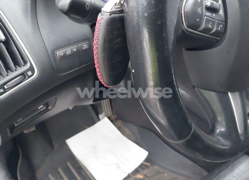 Photo 11 of 2015 Infiniti Q50 PREMIUM/SPORT (VIN JN1BV7AR2FM416944)