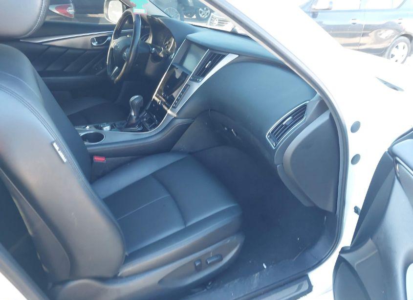 Photo 5 of 2015 Infiniti Q50 (VIN JN1BV7AR2FM419858)