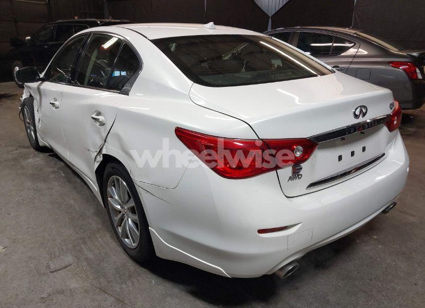 Photo 3 of 2015 Infiniti Q50 PREMIUM (VIN JN1BV7AR3FM392007)