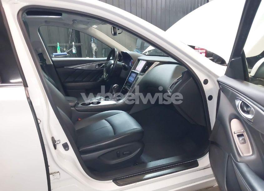 Photo 5 of 2015 Infiniti Q50 PREMIUM (VIN JN1BV7AR3FM392007)