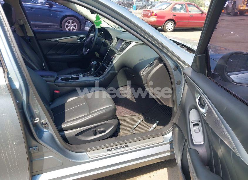 Photo 5 of 2015 Infiniti Q50 PREMIUM (VIN JN1BV7AR3FM394677)