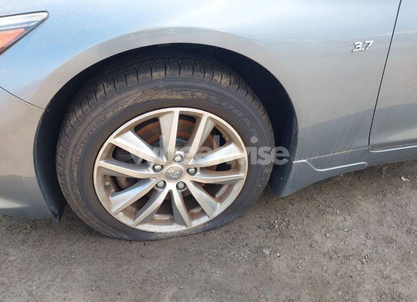 Photo 6 of 2015 Infiniti Q50 PREMIUM (VIN JN1BV7AR3FM394677)