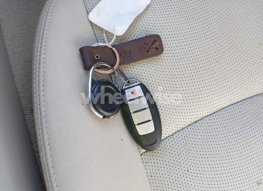 Photo 11 of 2015 Infiniti Q50 PREMIUM (VIN JN1BV7AR3FM395778)