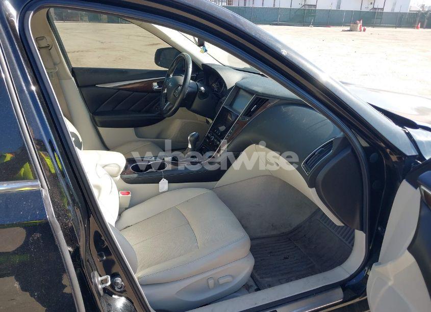 Photo 5 of 2015 Infiniti Q50 PREMIUM (VIN JN1BV7AR3FM395778)