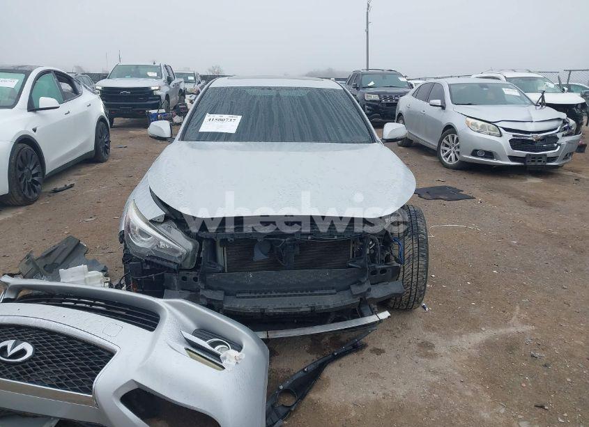 Photo 13 of 2015 Infiniti Q50 (VIN JN1BV7AR3FM396168)